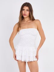 Spitzen -Mini -Kleid mit drapierten Details