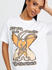 Camiseta impresa gráfica de conejito