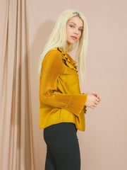 Satin Falten -Rüschenhals und Ärmeln oben