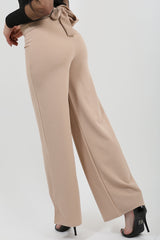 Doppelring mit Weitbeinhosen mit einer Hose