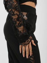 Bloemen kanten mouw en paneel detailcoördin