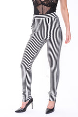 Zwart -witte streepbroek