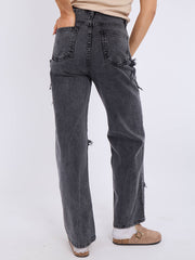 Crucifix Jeans de mezclilla de pierna recta bordada (copia)