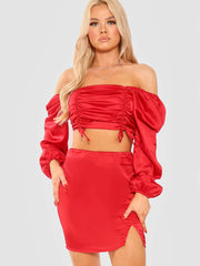 Satin Crop Top & Rok coöperatie