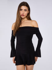 Seite vom Schulterkleid abgerüstet (Kopie)