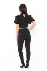 Rüschenoberteil mit Schlüsselloch- und Hosen-Co-ordte