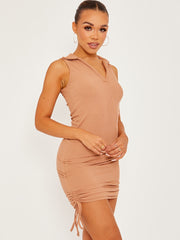 Duik kraag hals ribbed ruches jurk