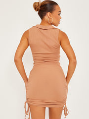 Duik kraag hals ribbed ruches jurk