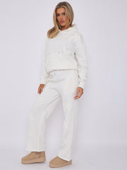 Crucifijo de gran tamaño Coordenada de vellón con capucha