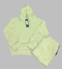 Crucifijo de gran tamaño Coordenada de vellón con capucha