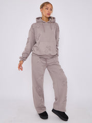 Crucifijo de gran tamaño Coordenada de vellón con capucha