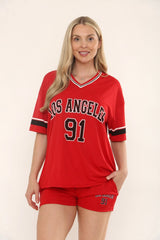 La varsity t-shirt met shorts coöperatie