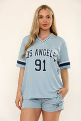 La varsity t-shirt met shorts coöperatie