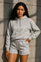 Kruzifix bestickter Sweatshirt & Shorts Fleece Coord