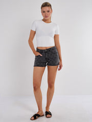 Pantalones cortos de mezclilla de diamante