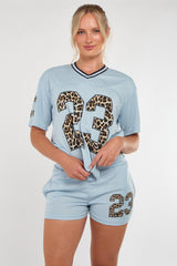 La varsity t-shirt met shorts coöperatie (kopie)