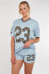 La varsity t-shirt met shorts coöperatie (kopie)