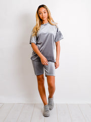 Velours oversized t-shirt en shorts co-ord