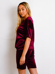 Velours oversized t-shirt en shorts co-ord