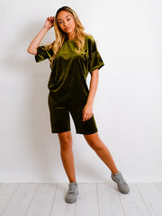 Velours oversized t-shirt en shorts co-ord