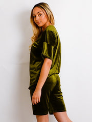 Velours oversized t-shirt en shorts co-ord