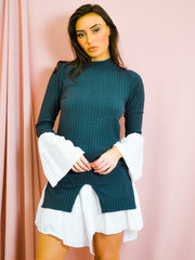 Hemddetail geripptes Kleid