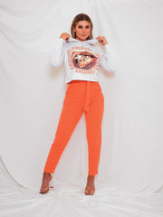 Sudadera con capucha recortada con estampado labial de alta costura