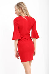Vestido de bodycon acanalado delantero de anillo