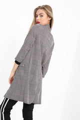 Abrigo de múltiples cheques