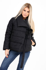 Envoltura de abrigo acolchado delantero