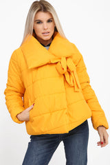 Envoltura de abrigo acolchado delantero