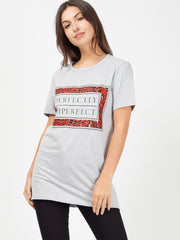 Perfekt unvollkommenes Leopardenmuster-T-Shirt