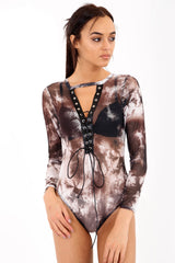 Binden Sie Farbstoff Halshalshalte Bodysuit