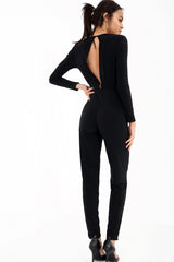 Envoltura de manga larga sobre un mono escabullido