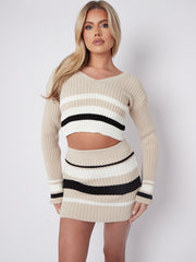 Gestrickter Erntedach und Minirock-Co-ordte