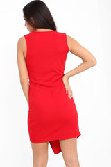 Envuelva sobre un vestido asimétrico roto con collar