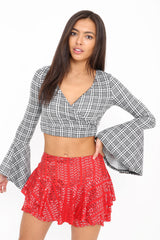 Envoltura de múltiples verificaciones sobre la parte superior del cultivo