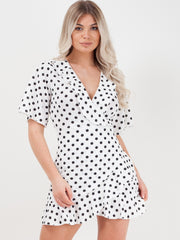 Polka Dot Mini -Frill -Kleid