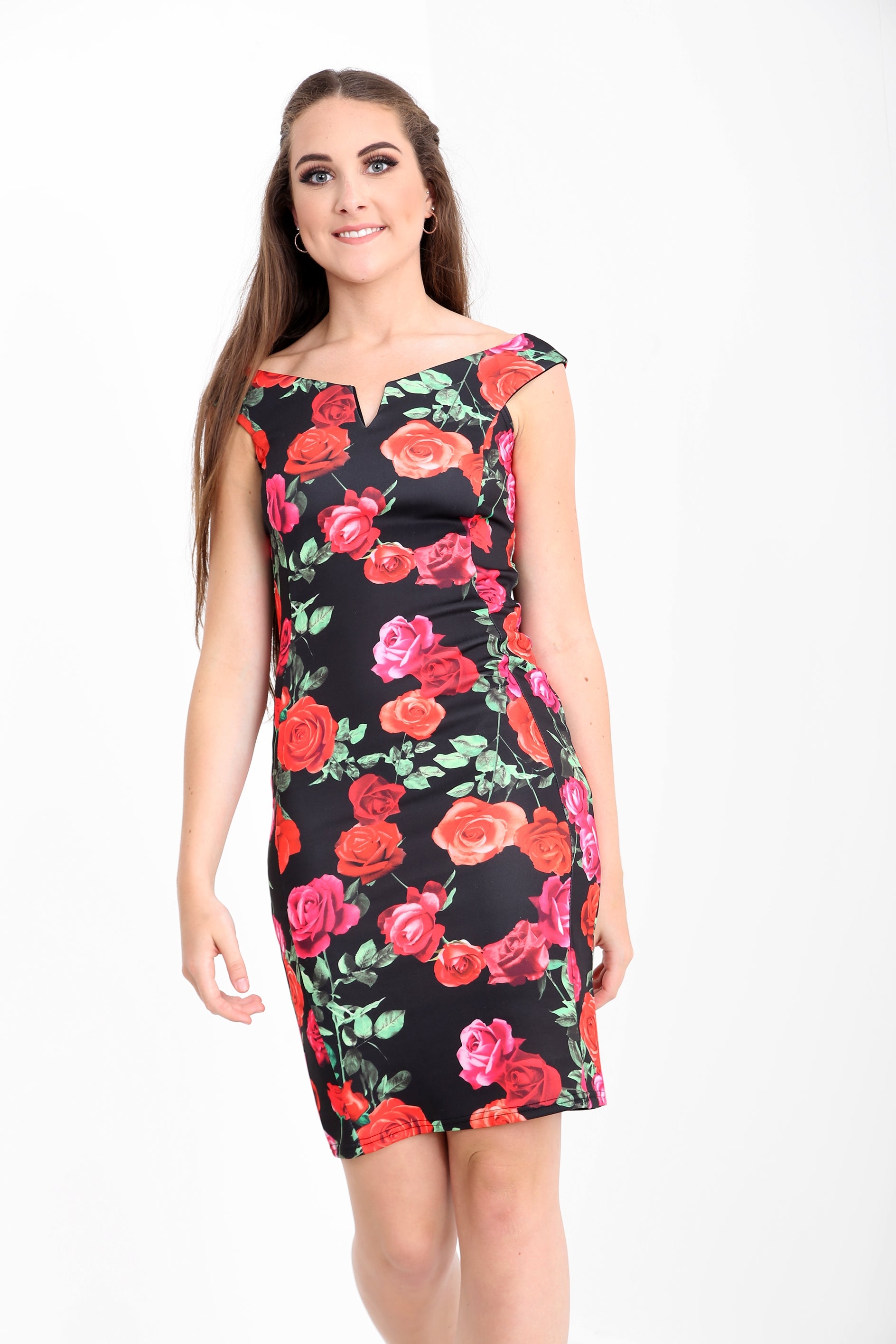 Ladies Clothing And Shoe Wholesaler Stylewise Direct UK Rose Floral Print Plunge Bodycon Dress Ladies Clothing And Shoe Wholesaler Stylewise Direct UK Rose Floral Print Plunge Bodycon Dress