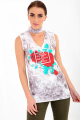 Tope de gargantilla de estampado de rosa tie dye cuello