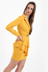 Asymmetrisch vordere Details angepasstes Blazer -Kleid