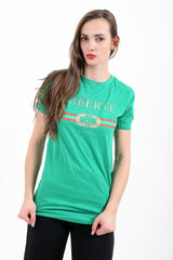 Camiseta impresa de lema de libertad