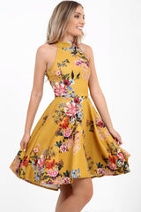 Botanisches Blumendruck -Skaterkleid