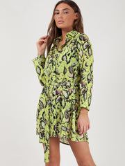 Schlangendrucken Krawatten -Taillenhemdkleid