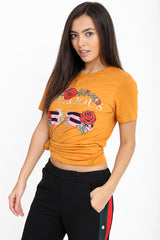 Opstandige slogan bedrukt t -shirt