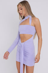 Slinky schneiden Sie Ruch -Kleid mit drapierten Details ab