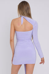 Slinky schneiden Sie Ruch -Kleid mit drapierten Details ab