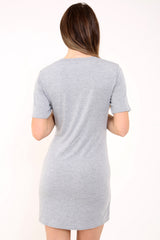 Spitze vorne T -Shirt -Kleid