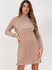 Plisse de cuello alto mini vestido