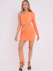 Vestido de un hombro Slinky con detalle de drapeado